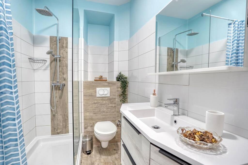 Cozy Modern Apartment Fiume Esterno foto